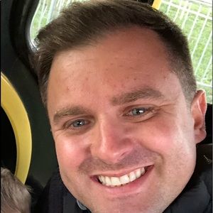 Meet your Posher, Dakota